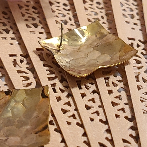80's earrings Brass for sale - Picture 13 of 14